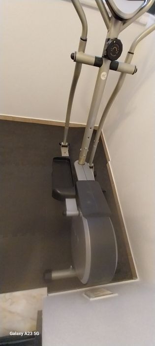 Maquina Elíptica440897845980702723