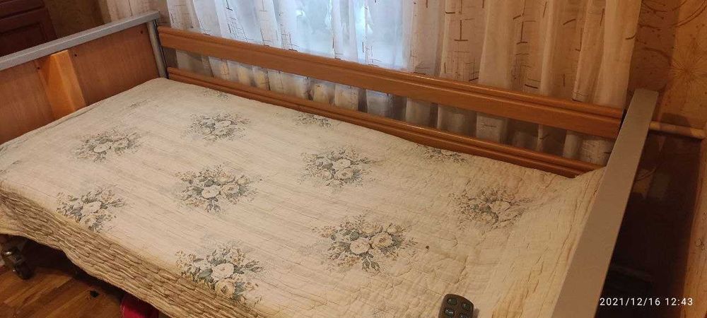Кровать для лежачих больных, медицинская с электроприводом.: 12 000 грн ...