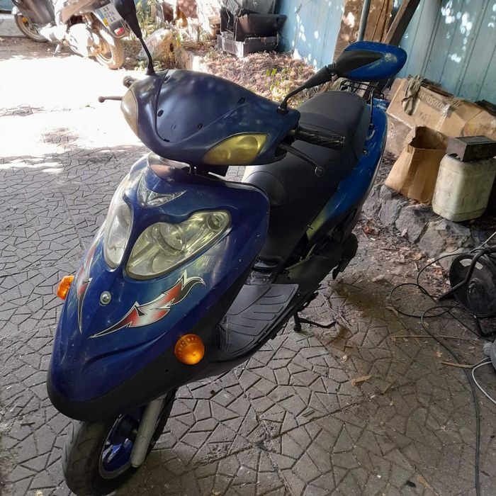 Скутер, мопед Viper Fantom 150