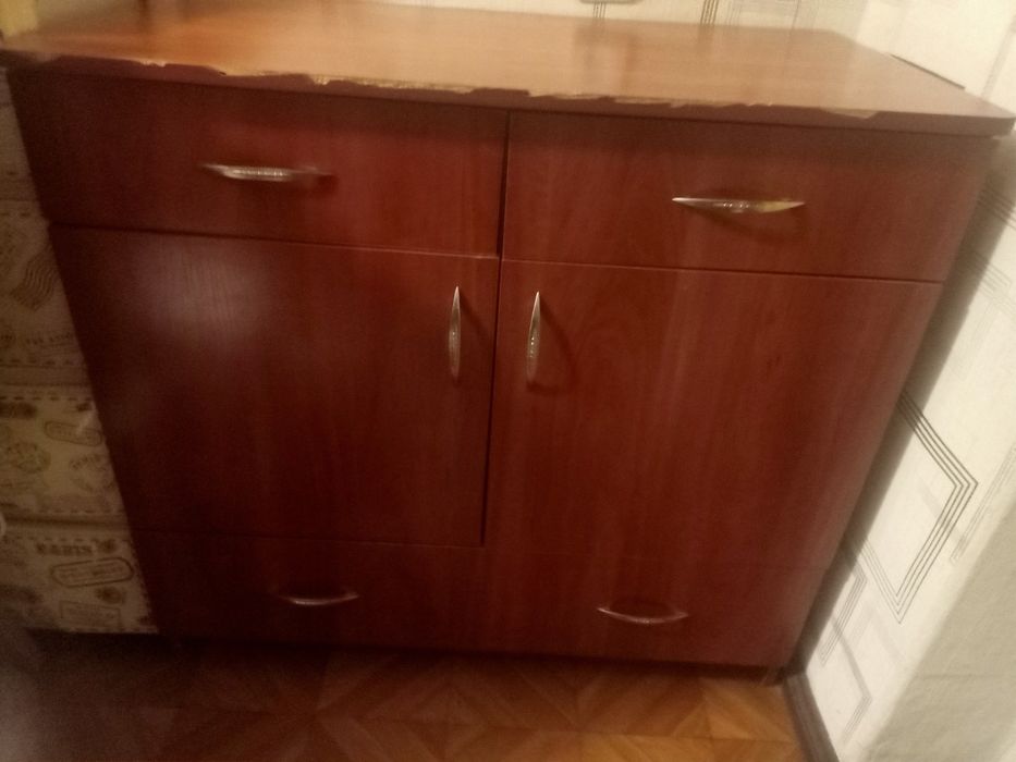 Комод в гостинную