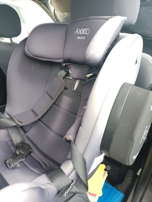 Cadeira Auto Axkid Move 9–25kg – Bom Estado