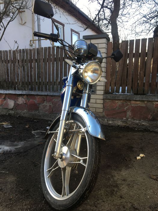 Дельта майже новий