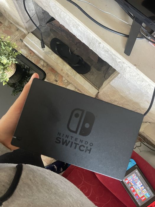 Nintendo Switch V1 Desbloqueada com acessórios