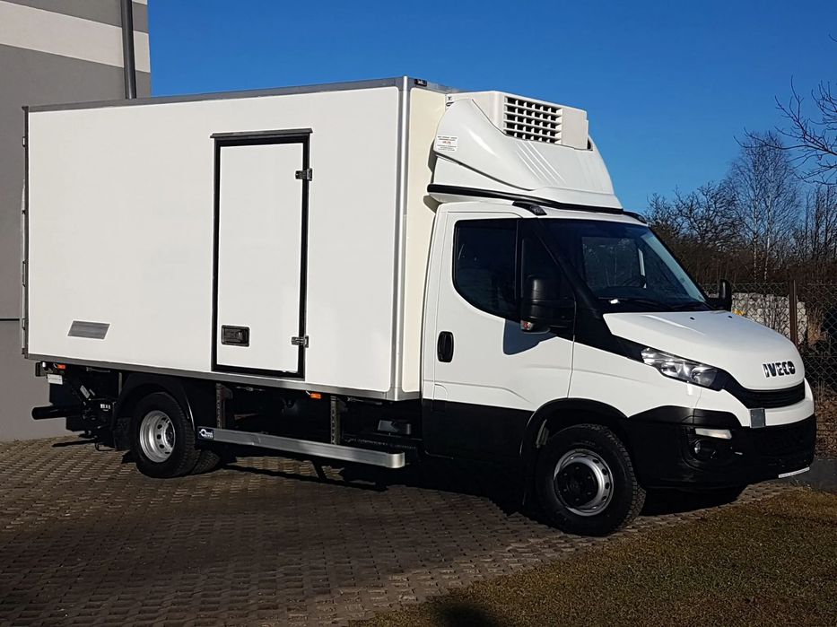 Iveco DAILY 72-180 WINDA 8EP CHŁODNIA AGREGAT IZOTERMA 4,21x2,09x2,10 GRZANIE THERMO KING V-500 MAX DMC 7,2 TONY  72-180 WINDA 8EP Chłodnia Agregat Izoterma 4,21x2,09x2,10 Grzanie