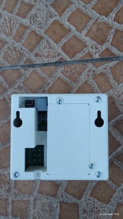 Regulator pokojowy Technix T1000 do sterownika TALOS .