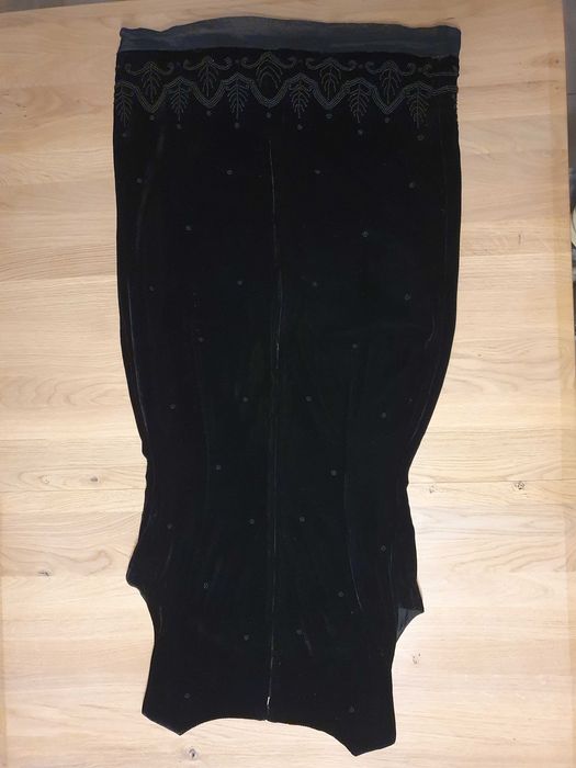 Sukienka roz.36 Laura Ashley aksamitna perełki