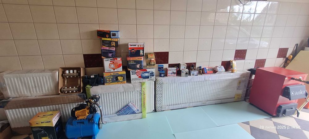 РОЗПРОДАЖ:  Обігрівачі, Насоси, радіатори, крани, фітинги, регулятори,