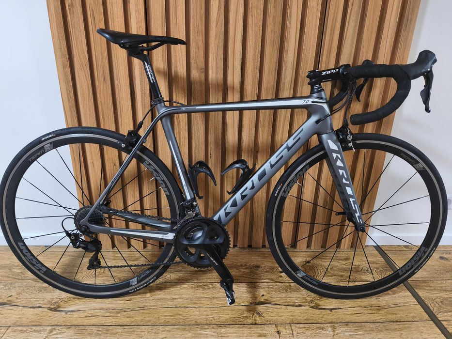 Rower szosowy Kross Vento 7.0 z pomiarem mocy