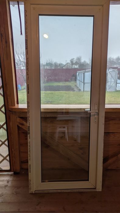 Металлопластиковая дверь