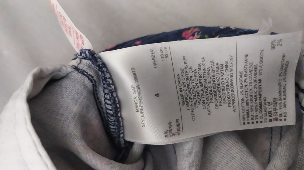 Jak nowe dżinsy jeansy, elastyczne firmy Gap.