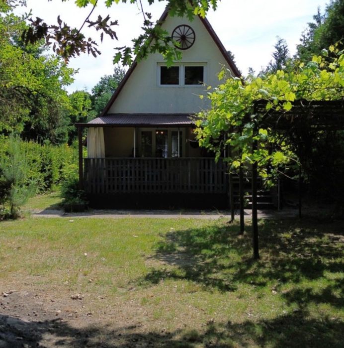 Działka nad jeziorem Łukcze