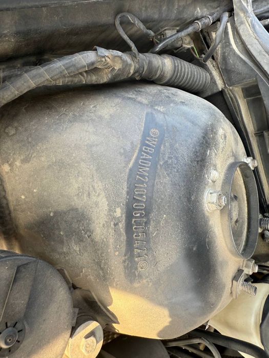 Продам BMW E39 2.0