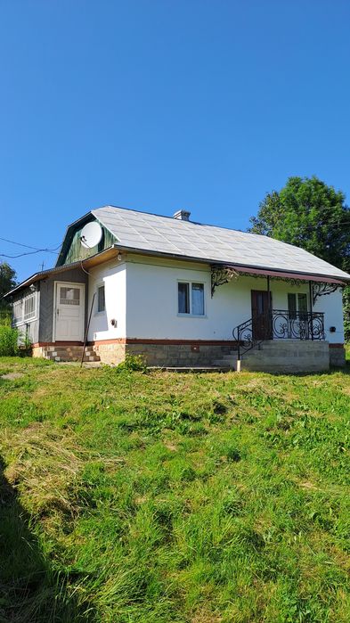 Продається будинок в с.Бабче (Івано-Франківська обл.)