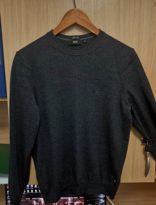 Светер Hugo Boss merino wool 100% меринос