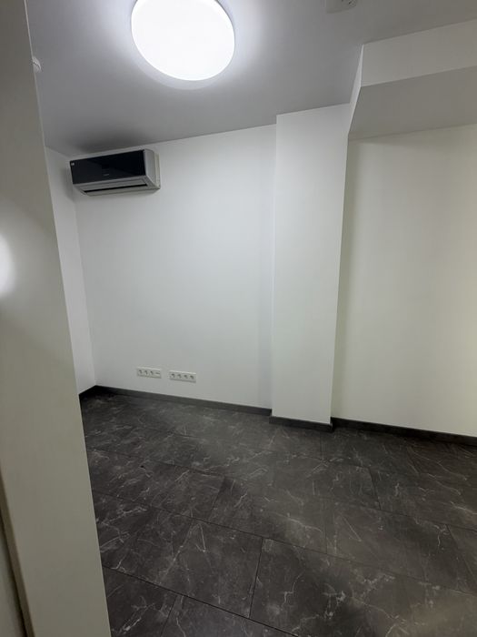 Офис в аренду. Срибнокильская 12. Киев. Осококорки т.собственника  0997771677
