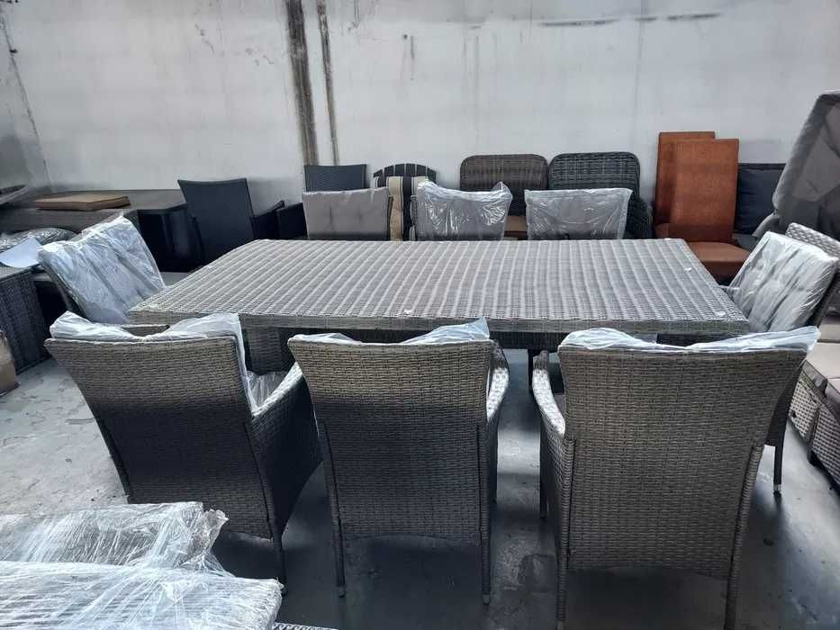 Meble ogrodowe 8 foteli + stół 200 x 100/230 x 100 cm Konifera