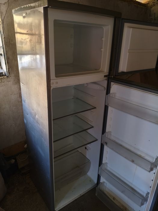 Холодильник Electrolux