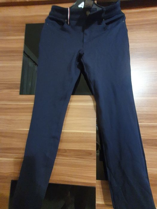 Tommy Hilfiger spodnie dres granat 38