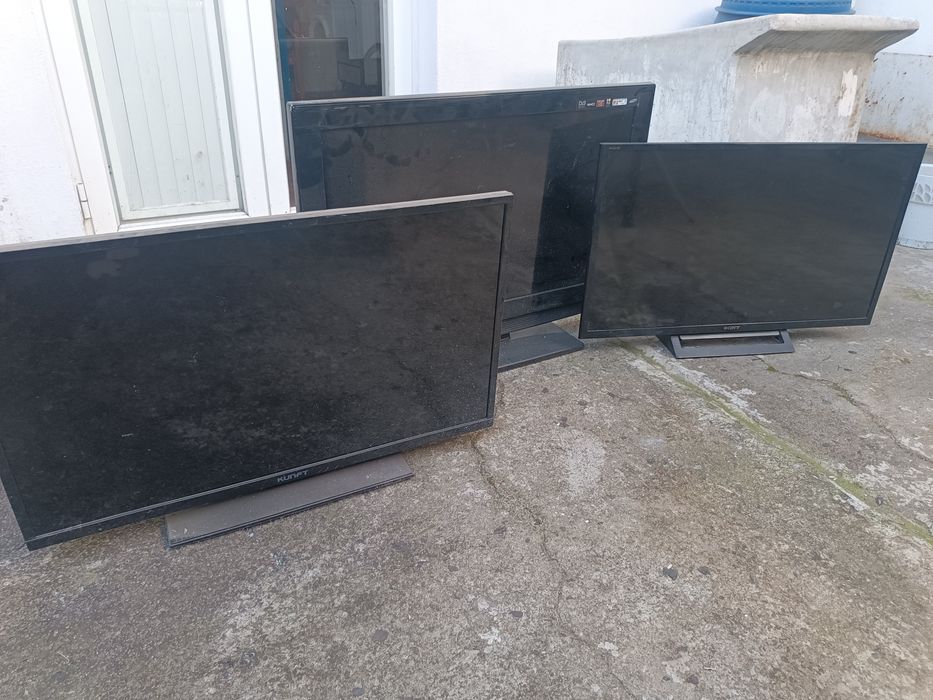 TV LG para peças+ 3 tvs