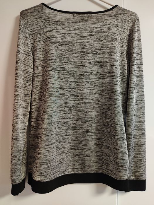 Cienki sweterek bluzka z długim rękawem