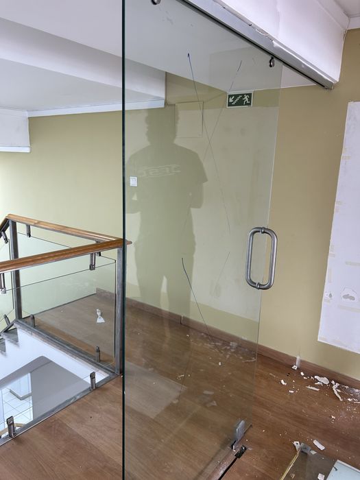 Porta de vidro 180x85cm