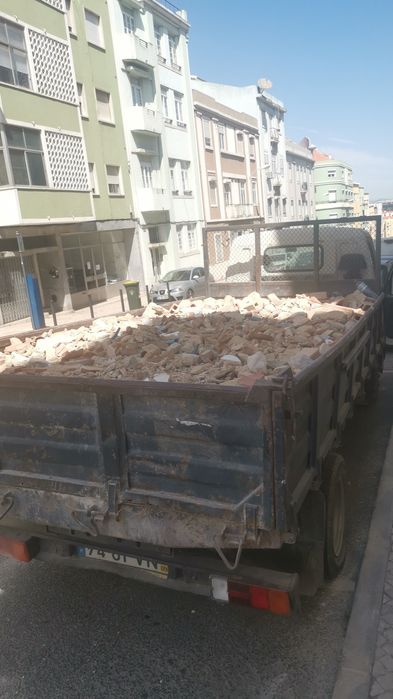 Carrinha pra frete e transporte de entulho