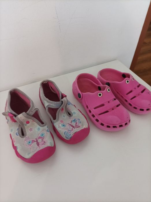 Buty zapinane wsuwane rozm 25