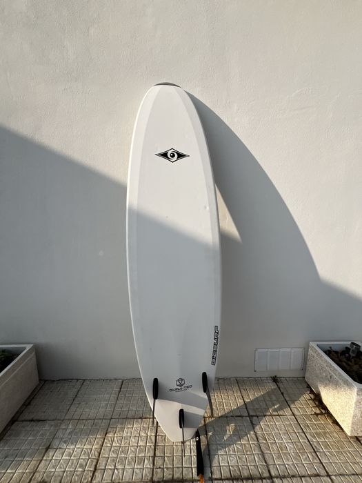 Prancha Surf Bic 7”3 + Saco Transporte + Sistema de Transporte Carro