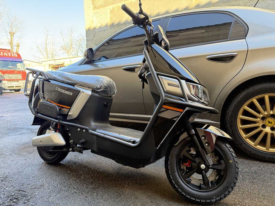 Crosser CR-13 Pro 2000W Lifepo4 Підвищєний вольтаж АКБ 76.8V Зелений