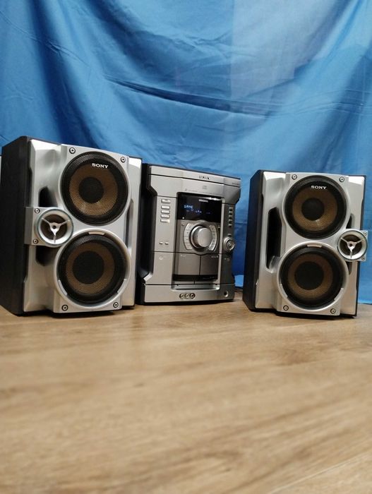 Не использовался Потужний 1000 Вт SONY ( Блютуз - AUX ) муз центр Сони