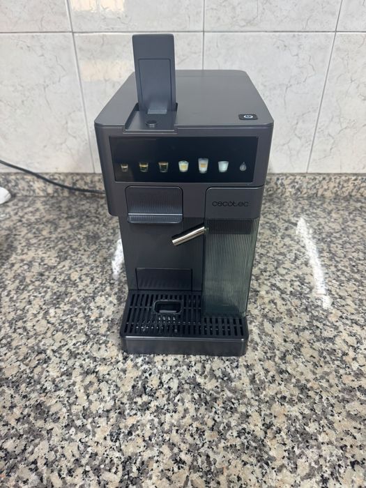 Máquina de Café Cecotec 5 em 1