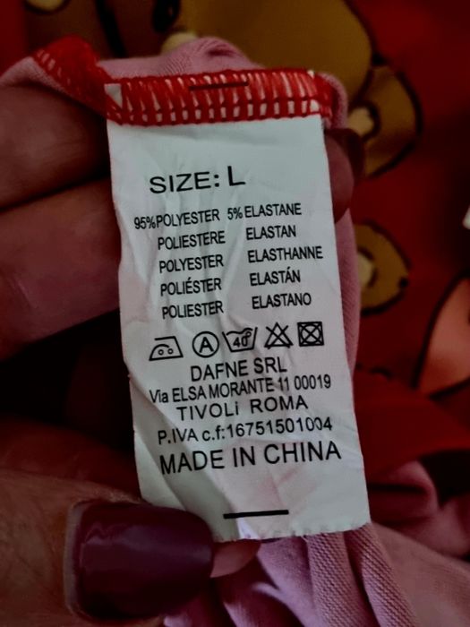 Pijama de verão, em tons de vermelho com ursinhos. Tamanho L