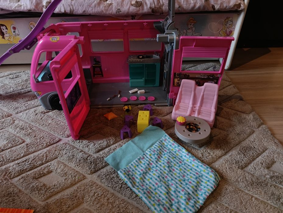 Kamper barbie stan bardzo dobry