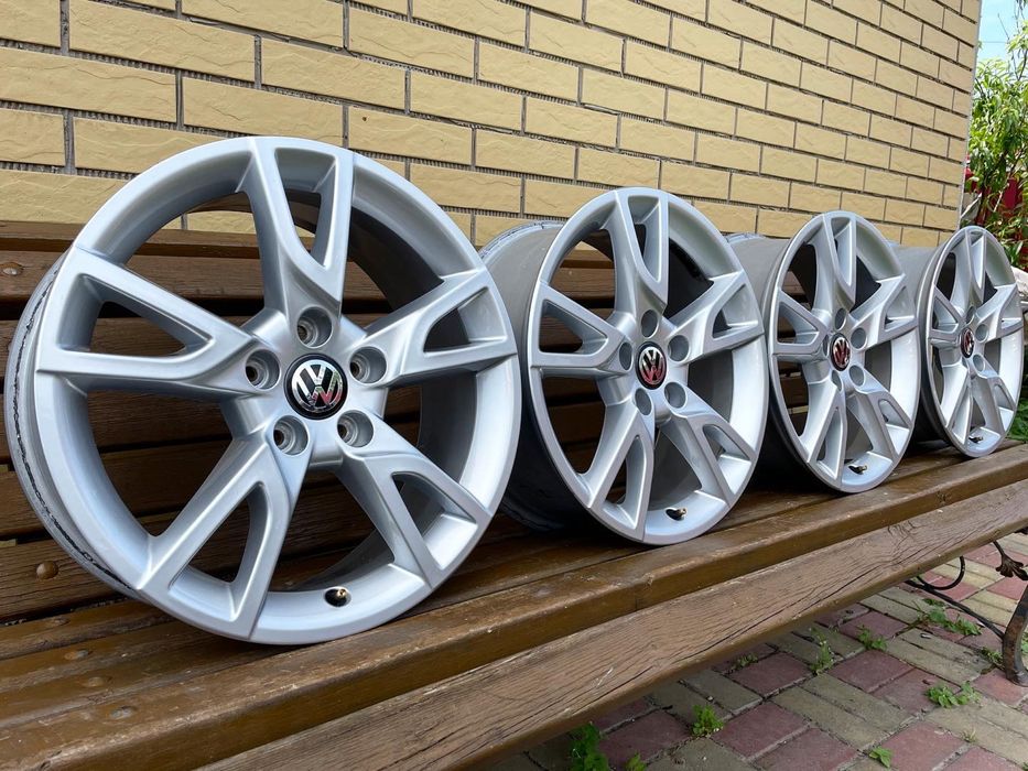 Диски R17 5.112 ET33 Фольцваген Пасат Гольф Тігуан Ауді Q3