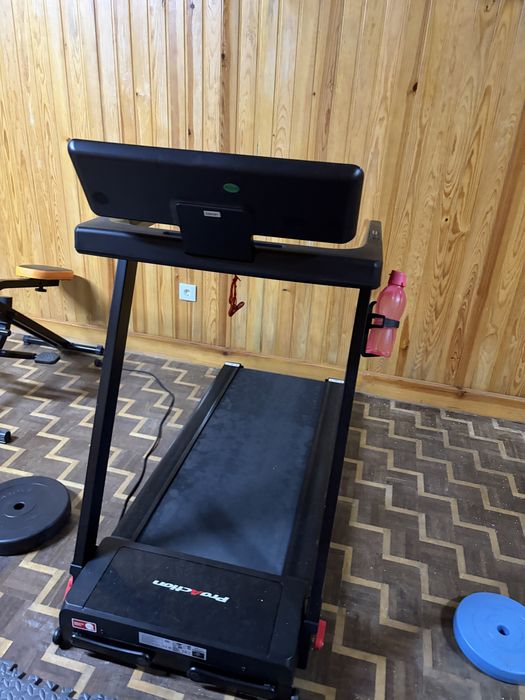 Passadeira de Correr BH Fitness Nyman G6400 (Ultra-Compacta) – Como Nova