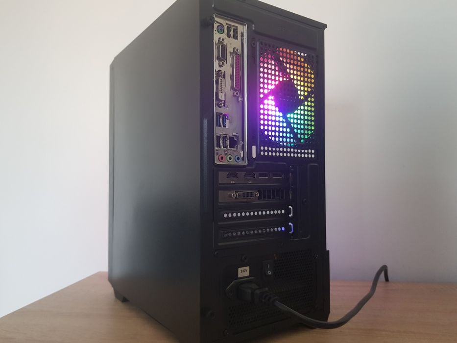 Komputer do gier I5 RX 580 8GB SSD+500GB WIN 10 PRO