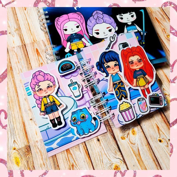 Zestaw książek na rzepy K-pop Demon Hunters. Lamibook. Huntrix
