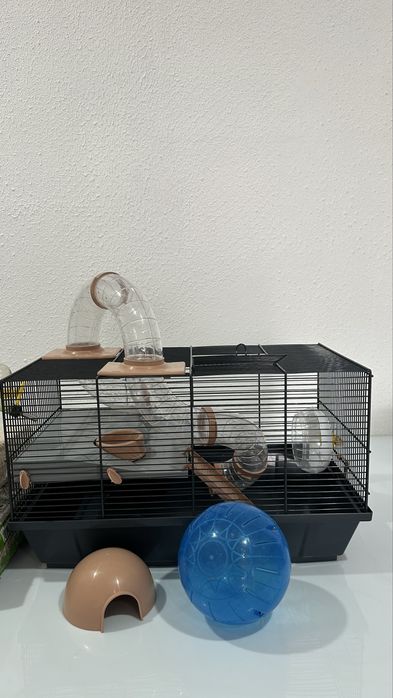 Jaula grande para hamster  25€