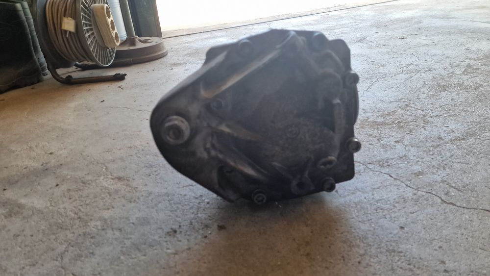 Diferencial BMW serie F 3.15 rolamento com defeito.