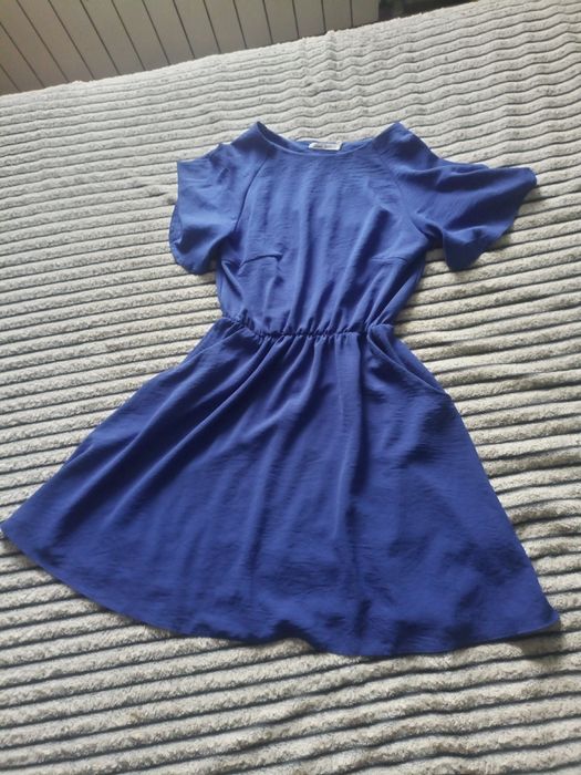 Літнє легеньке плаття