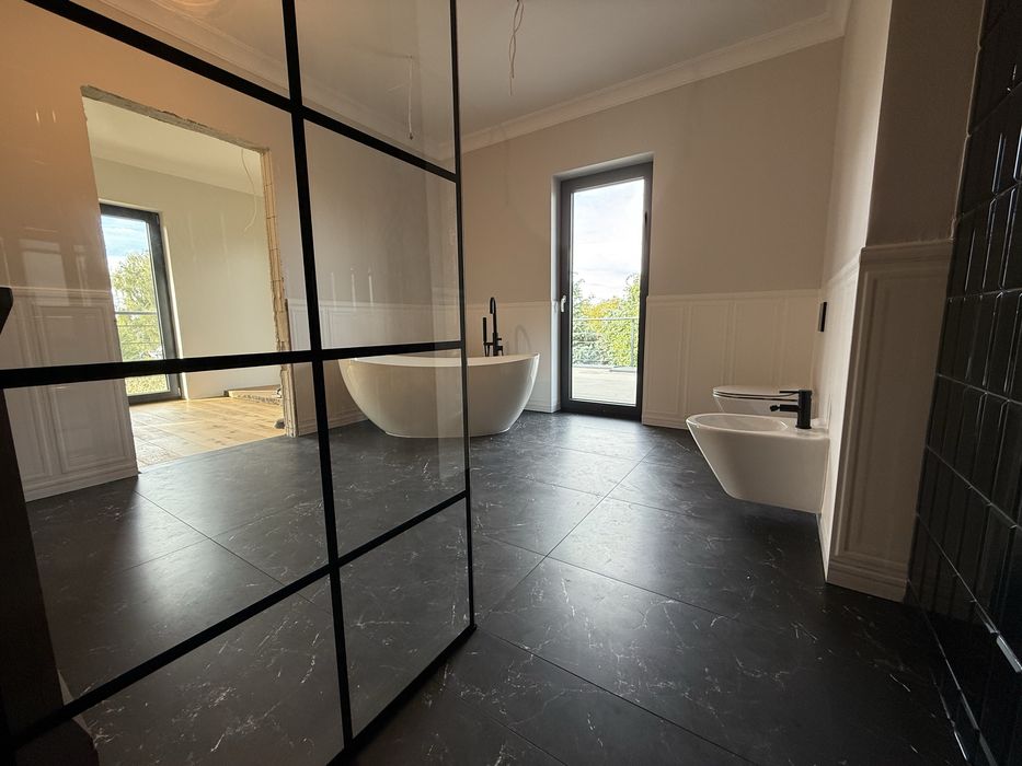 Usługi Glazurnicze remonty lazienek płytkarz srem