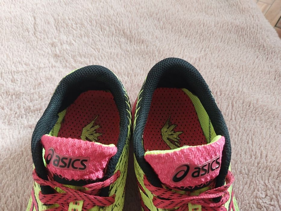 Trailowe Asics Fuji Lyte 37,5 biegowe 23,5cm biegowe
