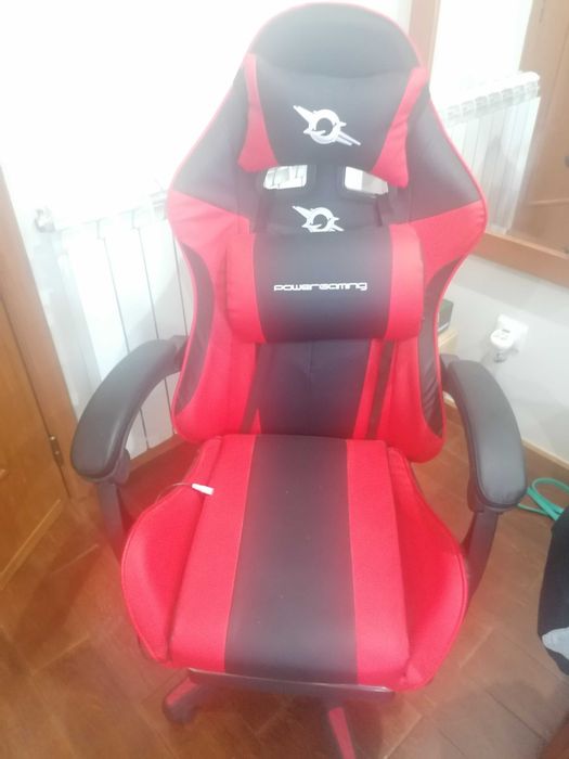 Cadeira gaming em muito bom estado