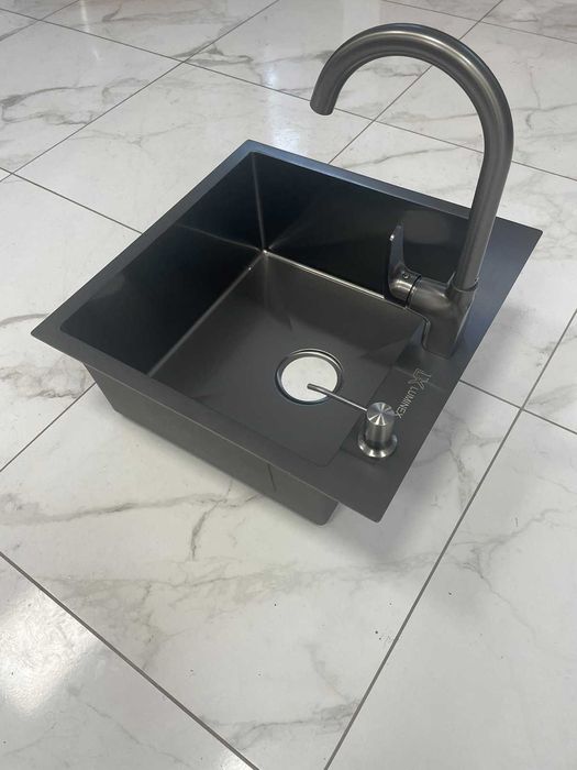 Мойка и смеситель Luminex 5050 PVD 4в1 3,0/1,0 мм из нержавеющей стали