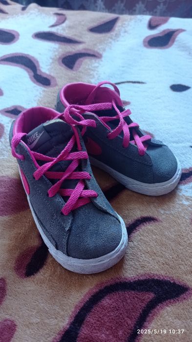 Черевички для дівчинки