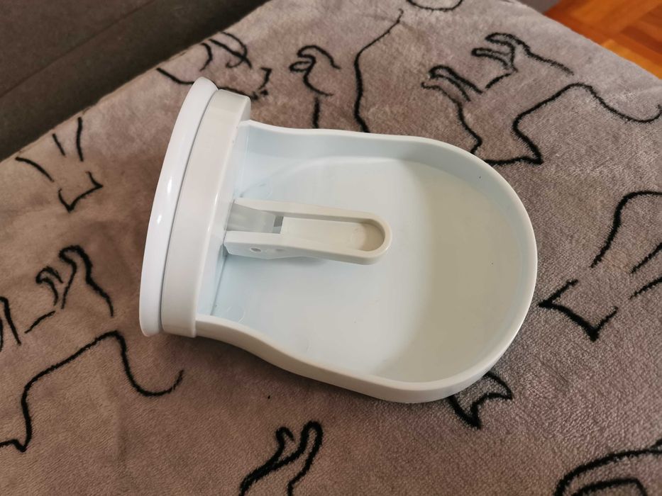 Podnóżek podstawka na stopę pod prysznic