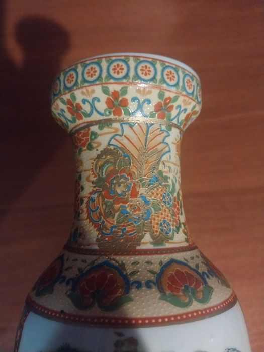 Ваза декоративная