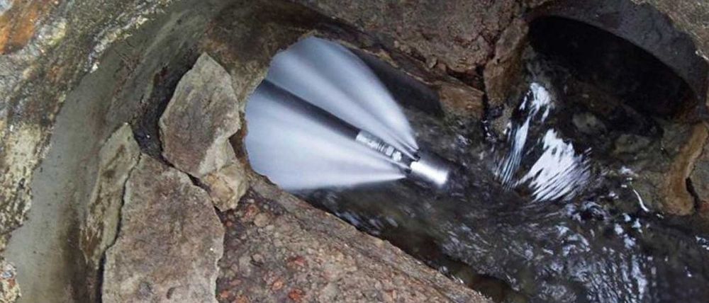 Выкачка выгребных ям, выкачка ям, викачка, ассенизатор, илосос,мулосос