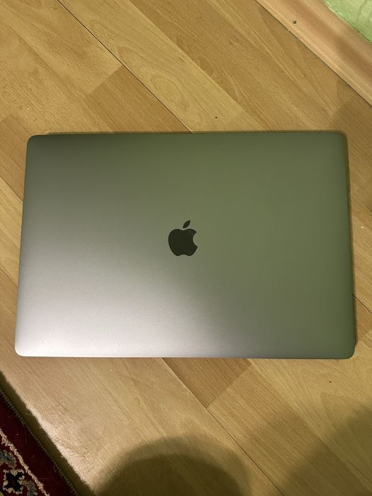 MacBook Pro 15’ 2019 Apple