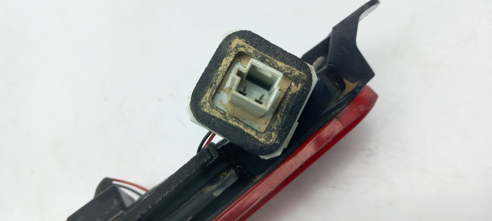 Luz stop adicional / 3º stop MERCEDES-BENZ Classe C Carrinha (S205)